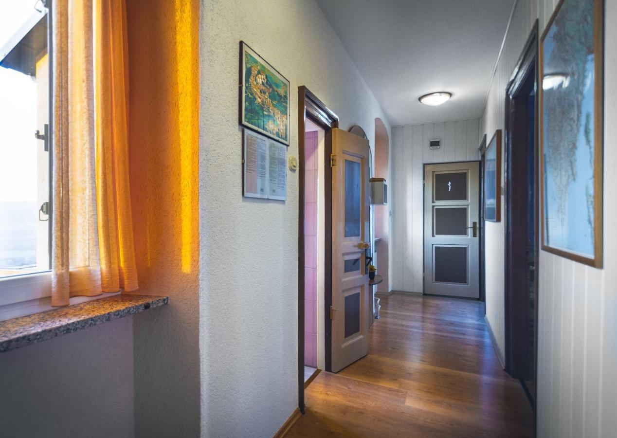 Guest House Nena 모토분 외부 사진